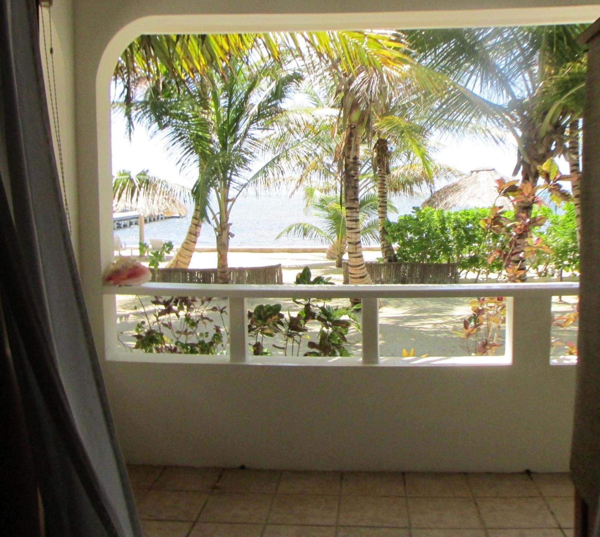 Cocotal Inn And Cabanas سان بيدرو الغرفة الصورة